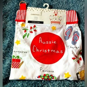 Printed Christmas apron